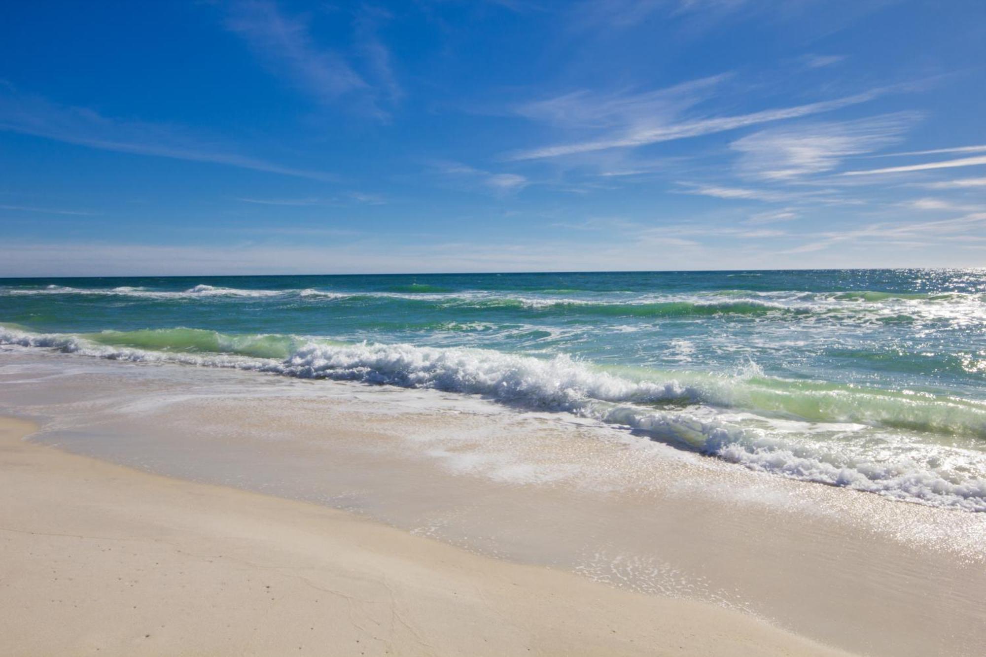 Tidewater Escape: 1Br/2Ba Beachfront Condo, Sleeps 6, Gulf Views & Comfort! Panama City Beach Extérieur photo