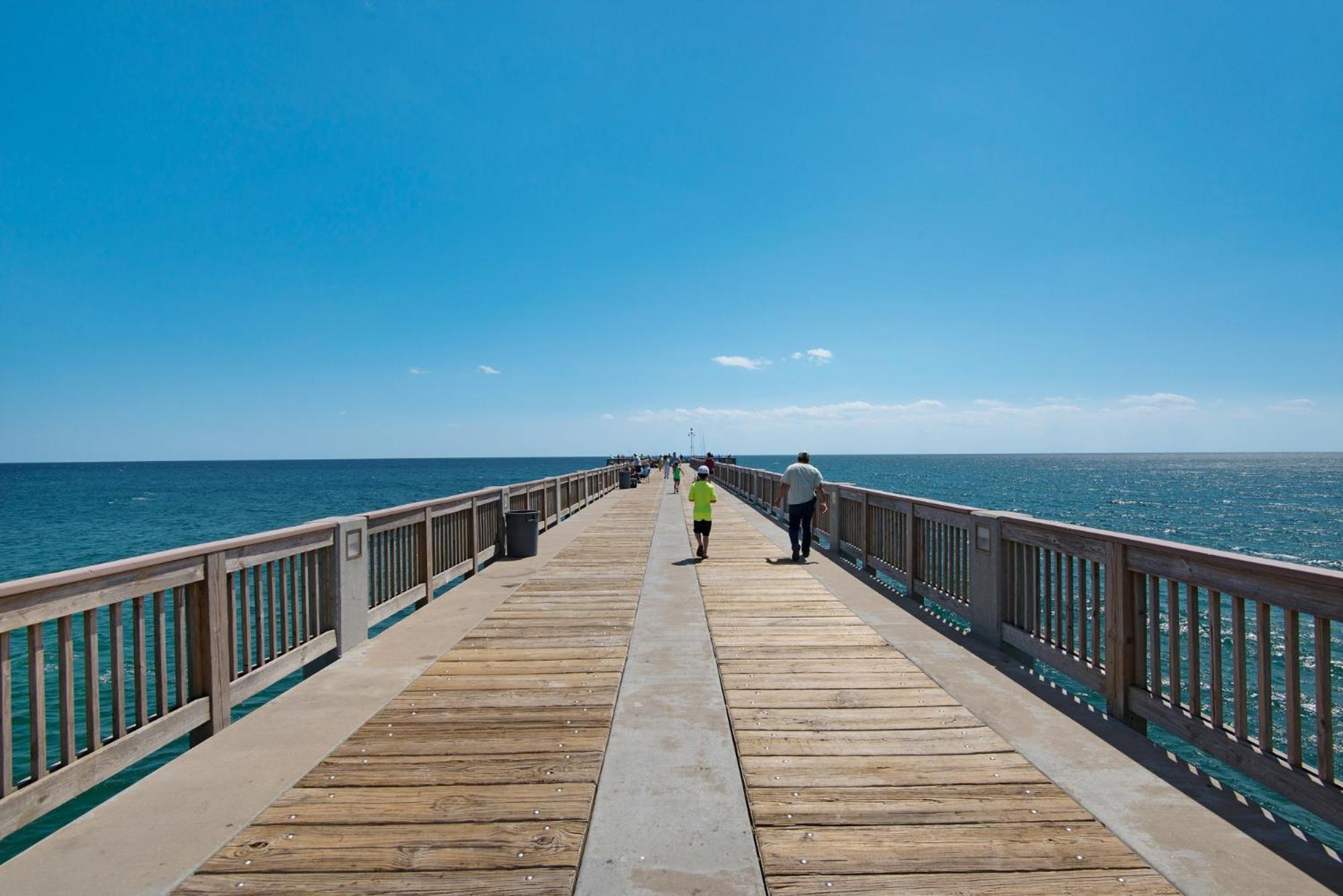 Tidewater Escape: 1Br/2Ba Beachfront Condo, Sleeps 6, Gulf Views & Comfort! Panama City Beach Extérieur photo