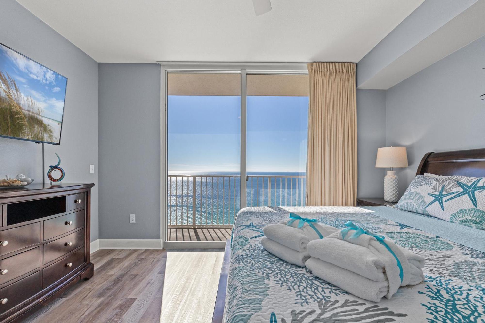 Tidewater Escape: 1Br/2Ba Beachfront Condo, Sleeps 6, Gulf Views & Comfort! Panama City Beach Extérieur photo